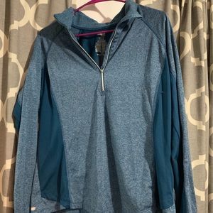 Athletic long sleeve